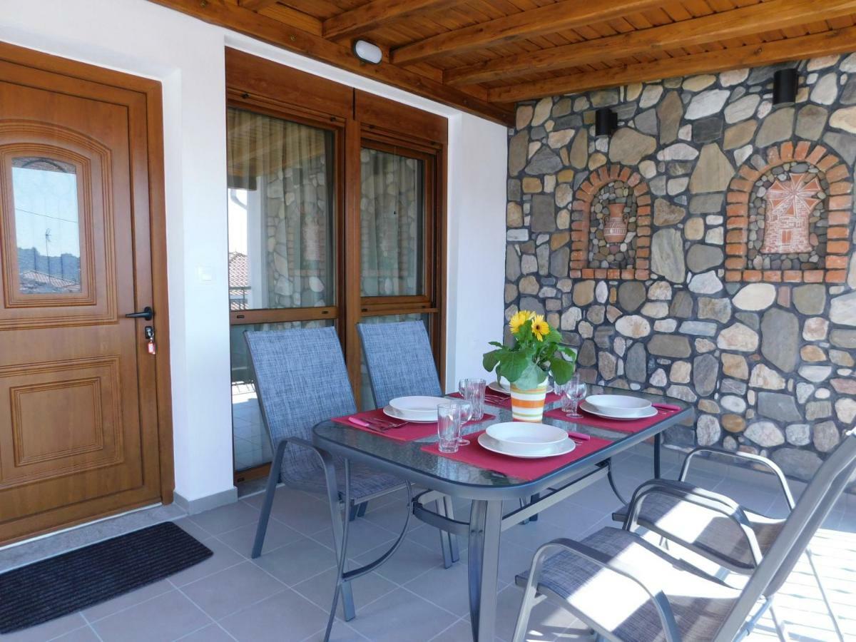 Patriko - House 1, Traditional Stone House Agios Nikolaos  Exteriör bild